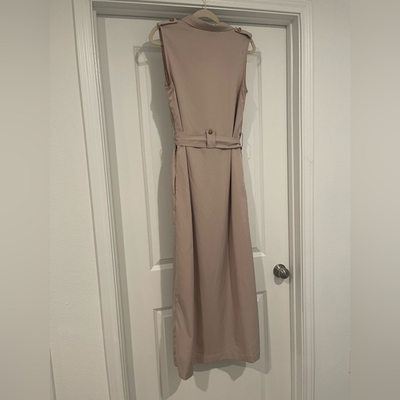 Tan Long Vest - Picture 2 of 7